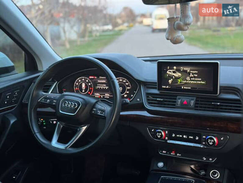 Позашляховик / Кросовер Audi Q5 2017 в Сумах