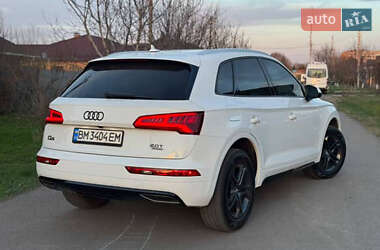 Внедорожник / Кроссовер Audi Q5 2017 в Сумах