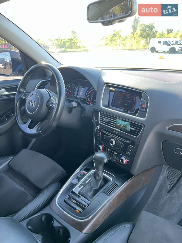 Внедорожник / Кроссовер Audi Q5 2014 в Киеве