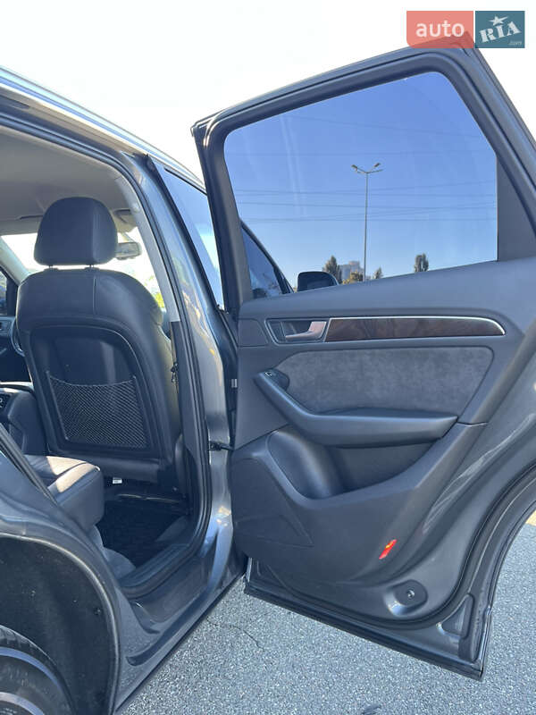 Внедорожник / Кроссовер Audi Q5 2014 в Киеве