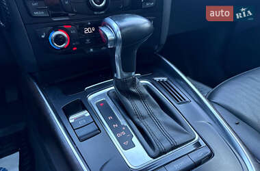 Позашляховик / Кросовер Audi Q5 2015 в 