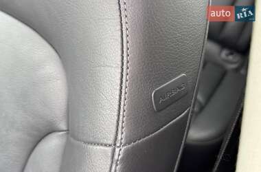 Внедорожник / Кроссовер Audi Q5 2011 в 