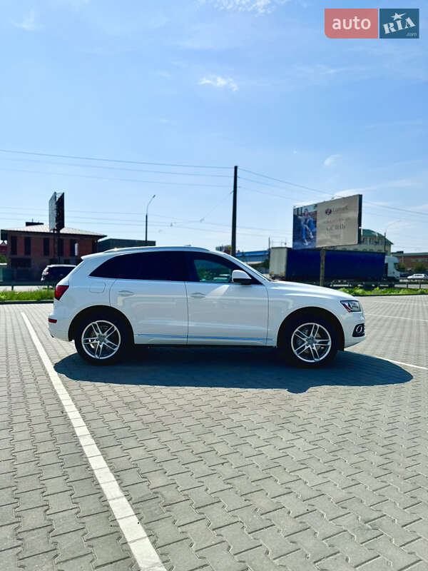 Позашляховик / Кросовер Audi Q5 2015 в Луцьку фото 5 Позашляховик / Кросовер Audi Q5 2015 в Луцьку