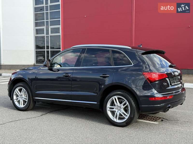 Внедорожник / Кроссовер Audi Q5 2016 в Киеве