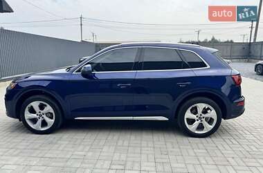 Внедорожник / Кроссовер Audi Q5 2021 в 