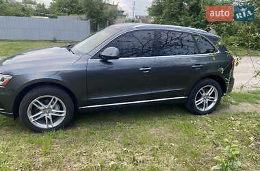 Внедорожник / Кроссовер Audi Q5 2016 в 