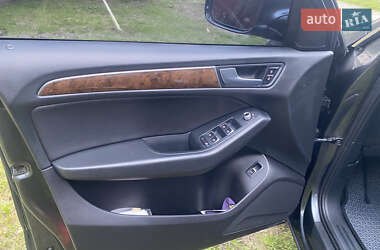 Внедорожник / Кроссовер Audi Q5 2016 в 