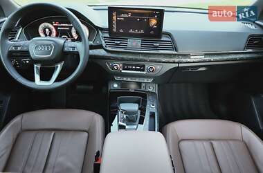 Внедорожник / Кроссовер Audi Q5 2023 в 