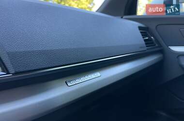 Позашляховик / Кросовер Audi Q5 2021 в 