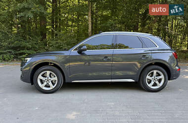 Внедорожник / Кроссовер Audi Q5 2023 в 