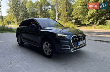 Внедорожник / Кроссовер Audi Q5 2023 в 
