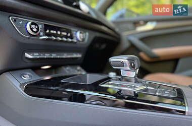 Внедорожник / Кроссовер Audi Q5 2023 в 