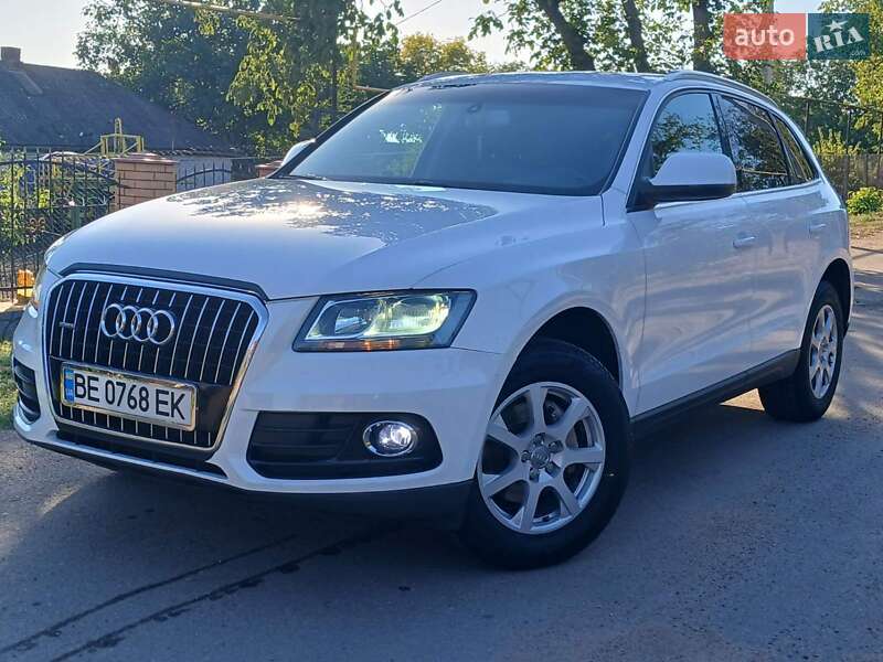 Внедорожник / Кроссовер Audi Q5 2012 в 