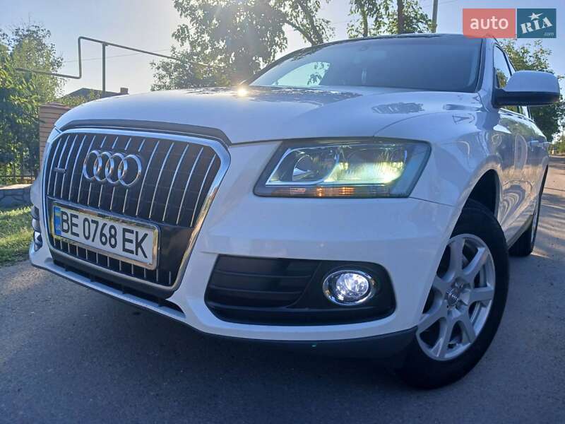 Внедорожник / Кроссовер Audi Q5 2012 в Первомайске