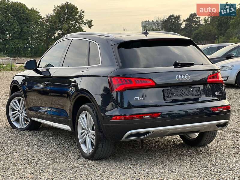 Позашляховик / Кросовер Audi Q5 2018 в Стрию