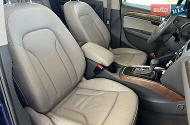 Внедорожник / Кроссовер Audi Q5 2013 в 