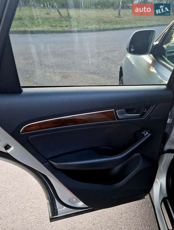 Позашляховик / Кросовер Audi Q5 2014 в Рівному