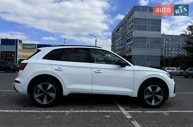 Позашляховик / Кросовер Audi Q5 2023 в Дніпрі
