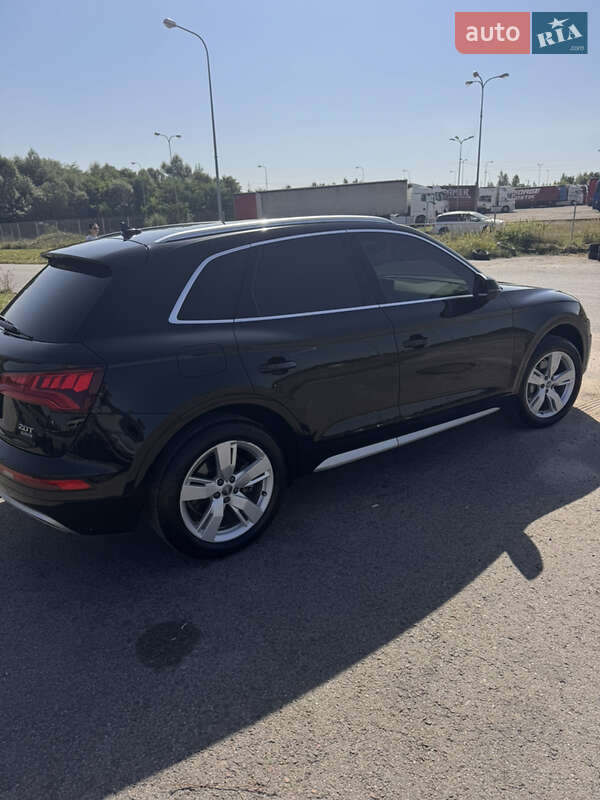 Внедорожник / Кроссовер Audi Q5 2017 в Львове фото 3 Внедорожник / Кроссовер Audi Q5 2017 в Львове