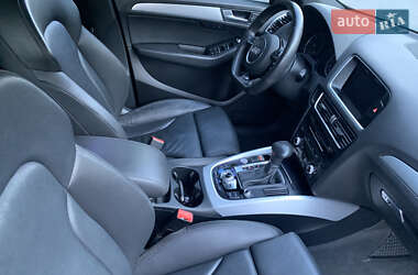 Внедорожник / Кроссовер Audi Q5 2015 в 