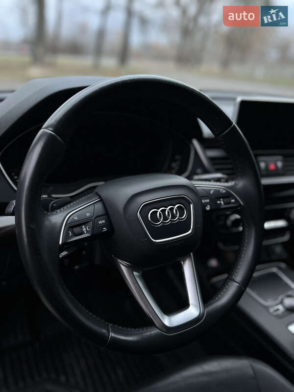 Позашляховик / Кросовер Audi Q5 2018 в Звягелі