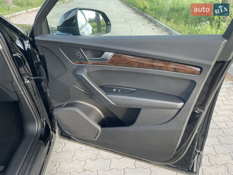 Внедорожник / Кроссовер Audi Q5 2018 в Коломые