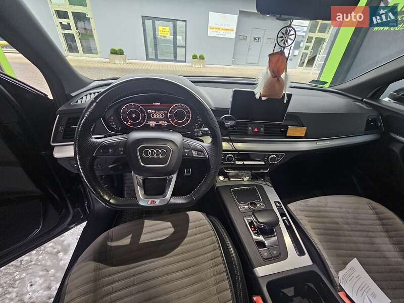 Позашляховик / Кросовер Audi Q5 2020 в Дунаївцях