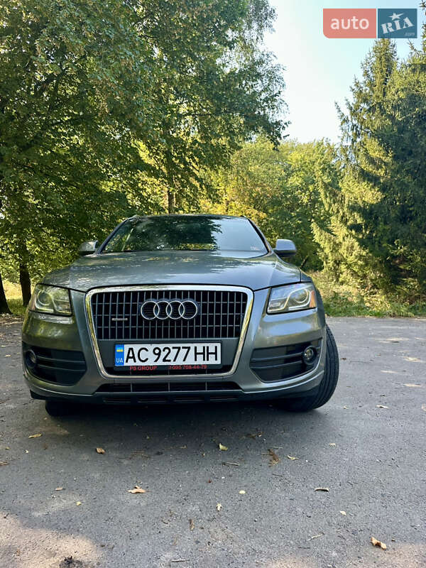 Внедорожник / Кроссовер Audi Q5 2011 в Луцке