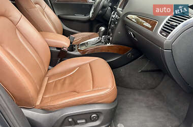 Внедорожник / Кроссовер Audi Q5 2011 в 
