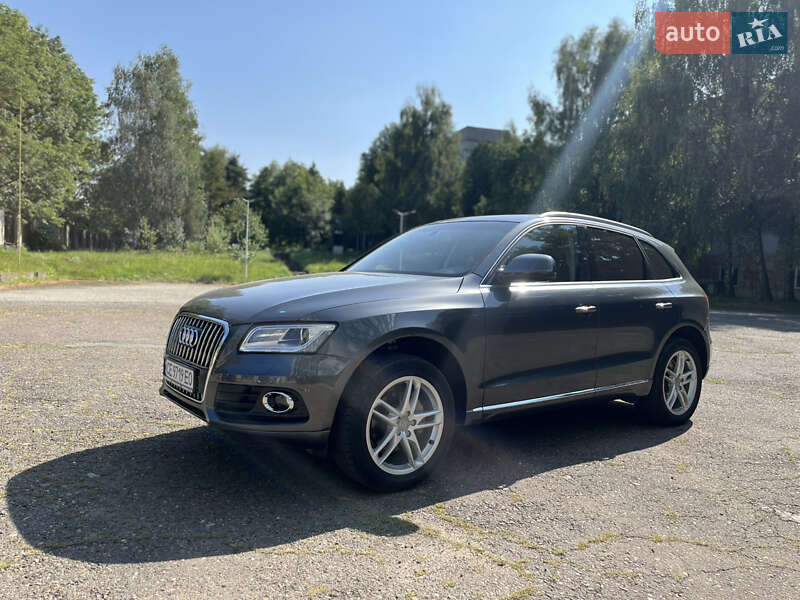 Внедорожник / Кроссовер Audi Q5 2016 в 