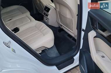 Позашляховик / Кросовер Audi Q5 2018 в Рівному