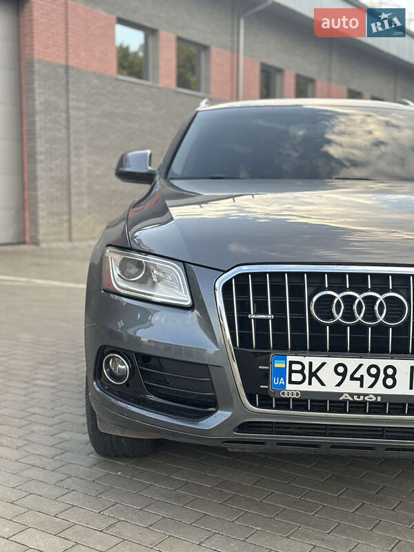 Внедорожник / Кроссовер Audi Q5 2015 в Костополе