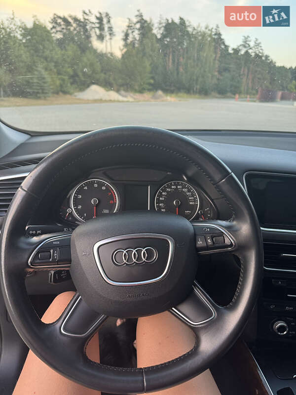 Внедорожник / Кроссовер Audi Q5 2015 в Костополе