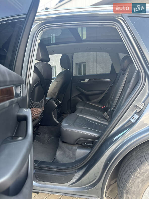 Внедорожник / Кроссовер Audi Q5 2015 в Костополе