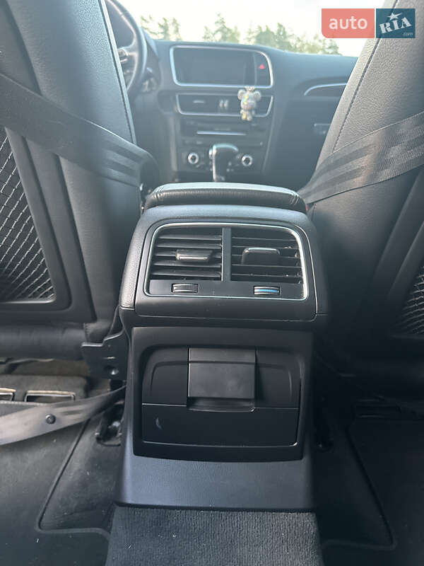 Внедорожник / Кроссовер Audi Q5 2015 в Костополе