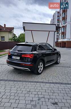 Внедорожник / Кроссовер Audi Q5 2019 в 