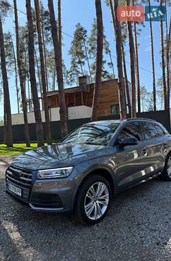 Позашляховик / Кросовер Audi Q5 2018 в Києві