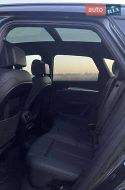 Позашляховик / Кросовер Audi Q5 2020 в 