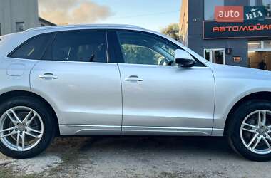 Позашляховик / Кросовер Audi Q5 2014 в 