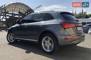 Внедорожник / Кроссовер Audi Q5 2016 в 