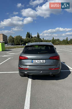 Позашляховик / Кросовер Audi Q5 2015 в 