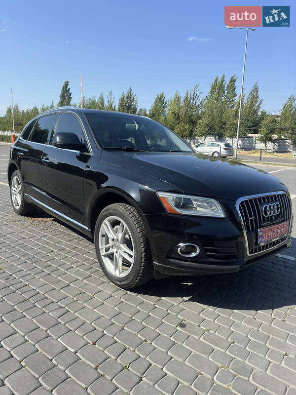 Внедорожник / Кроссовер Audi Q5 2016 в 