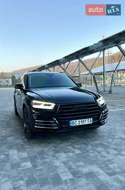 Внедорожник / Кроссовер Audi Q5 2019 в 