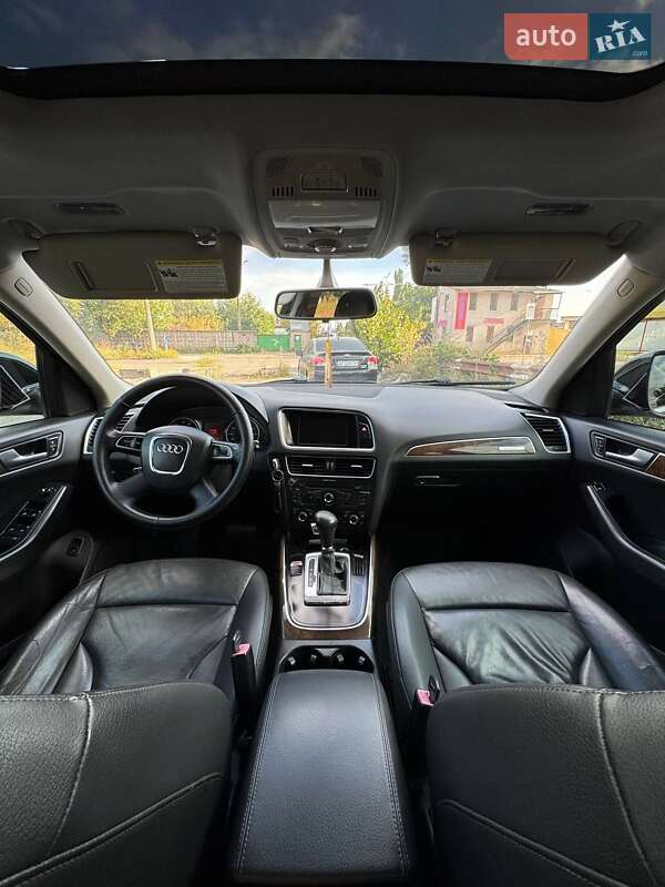 Внедорожник / Кроссовер Audi Q5 2010 в Киеве фото 16 Внедорожник / Кроссовер Audi Q5 2010 в Киеве