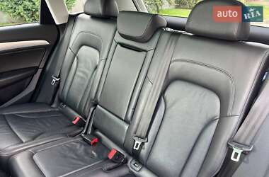 Внедорожник / Кроссовер Audi Q5 2015 в 