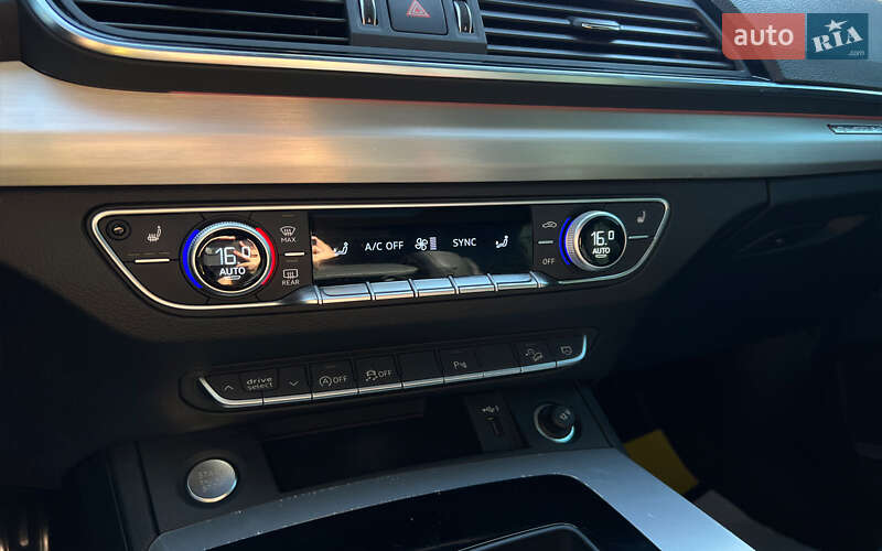 Внедорожник / Кроссовер Audi Q5 2022 в Львове фото 15 Внедорожник / Кроссовер Audi Q5 2022 в Львове