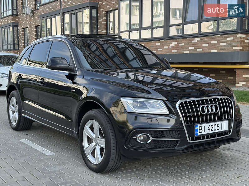 Внедорожник / Кроссовер Audi Q5 2012 в 
