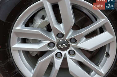 Внедорожник / Кроссовер Audi Q5 2019 в 
