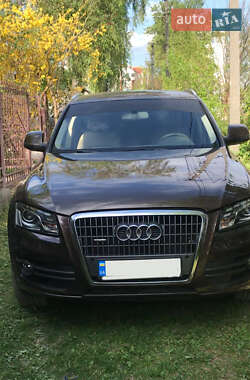 Внедорожник / Кроссовер Audi Q5 2011 в Тернополе