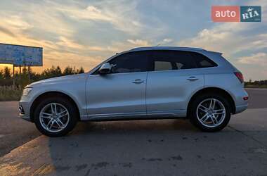 Позашляховик / Кросовер Audi Q5 2014 в 